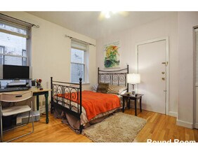 1415 Commonwealth Ave, Unit 302 photo'