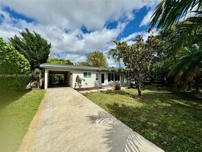 1351 SW 32nd St in Fort Lauderdale, FL - Building Photo - Building Photo