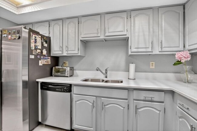 property at 7738 Lakeside Blvd