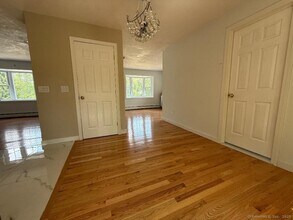 41 Stonehouse Way in Torrington, CT - Building Photo - Building Photo