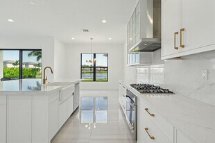 8107 Crystal Downs Ave in Boca Raton, FL - Building Photo