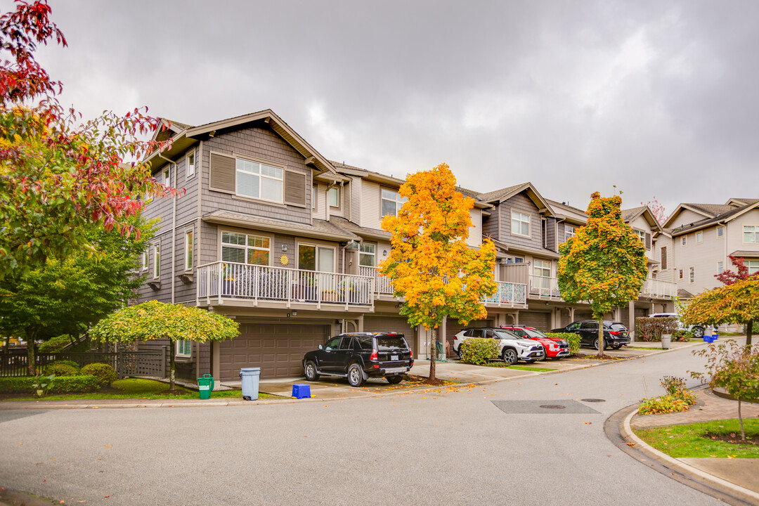 Cardinal Pointe in Delta, BC - Building Photo