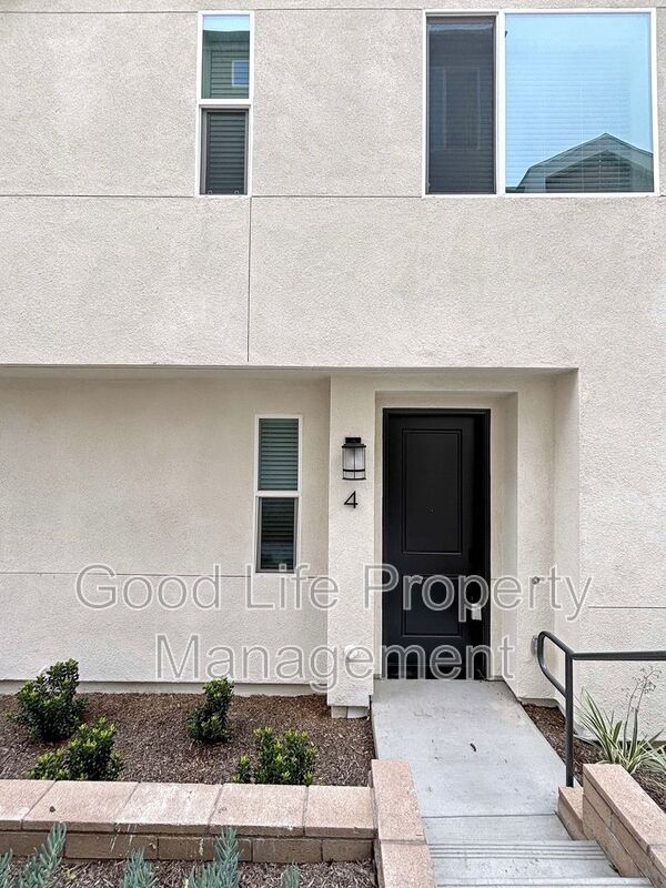 820 Makani St in Chula Vista, CA - Building Photo - Building Photo