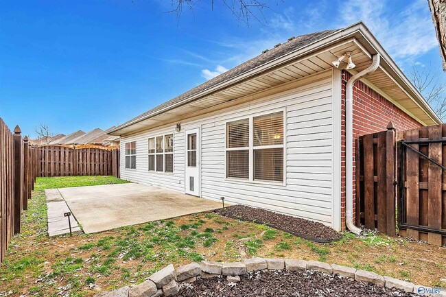 14335 Crooked Stick Pl in Athens, AL - Building Photo - Building Photo