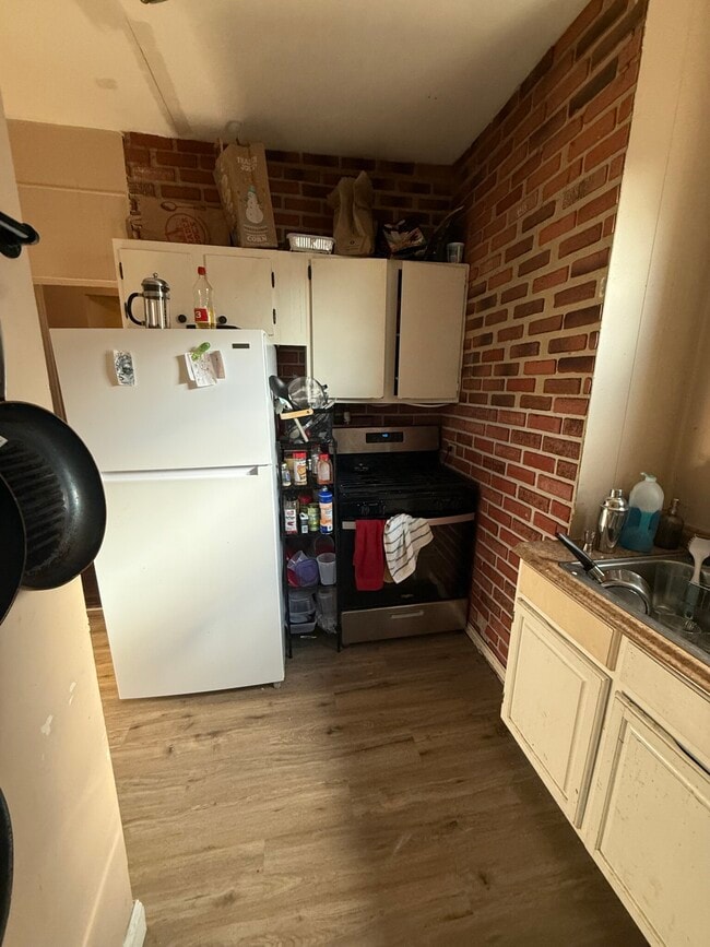 71 S Huntington Ave, Unit 3 in Boston, MA - Foto de edificio - Building Photo