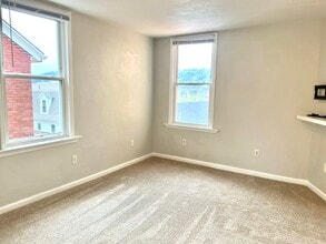 241 W 9th Ave, Unit Apt 2 in West Homestead, PA - Building Photo - Building Photo