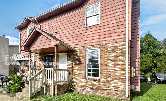 5116 Linbar Dr in Nashville, TN - Building Photo