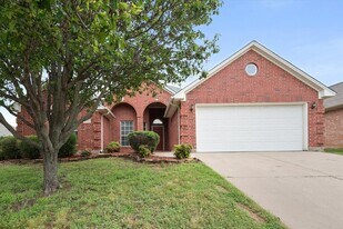 6103 Sea Island Trail in Arlington, TX - Building Photo