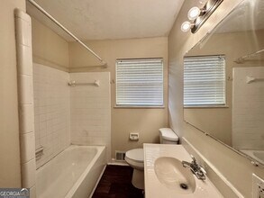 3876 Devon Wood Ave in Douglasville, GA - Building Photo - Building Photo