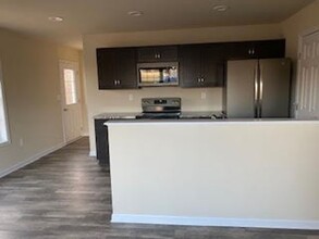175 Bowman Rd-Unit -Apt B in Hanover, PA - Foto de edificio - Building Photo