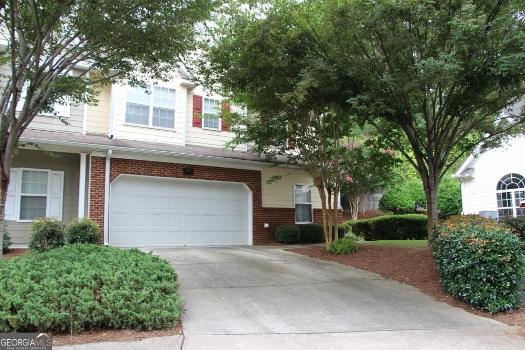 998 Pike Forest Dr in Lawrenceville, GA - Building Photo