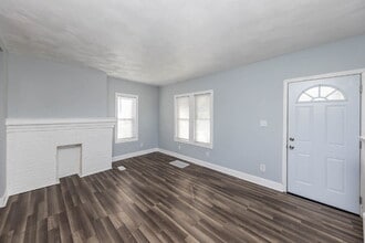 482 E Jenkins Ave in Columbus, OH - Building Photo - Building Photo