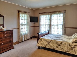44 Clayton Ave in Cortland, NY - Building Photo - Building Photo