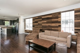 19 Willow Ave in Towson, MD - Building Photo - Building Photo