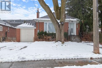 39 Laurelcrest Ave in Toronto, ON - Building Photo - Building Photo