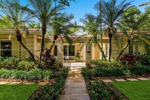 611 Santurce Ave in Coral Gables, FL - Building Photo