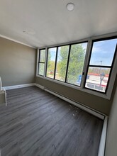 6818 Market St in Upper Darby, PA - Building Photo - Building Photo