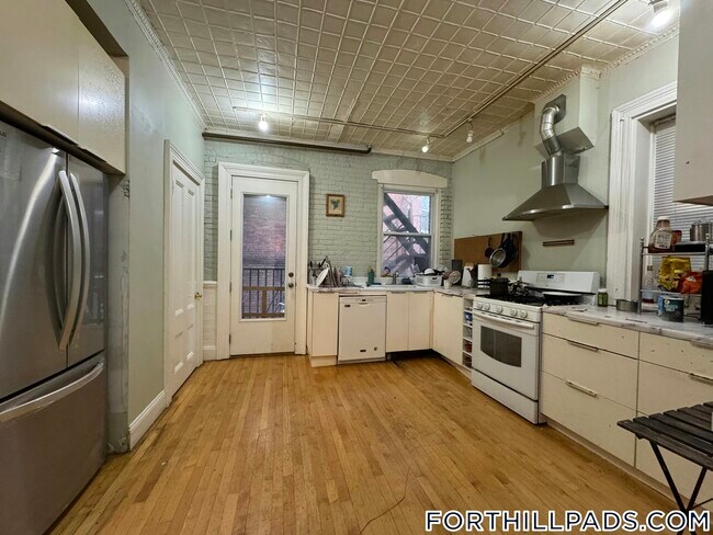 3 Highland St in Boston, MA - Building Photo - Building Photo