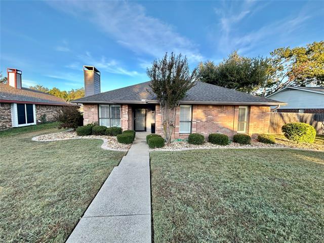 321 Pepperwood St in Coppell, TX - Building Photo