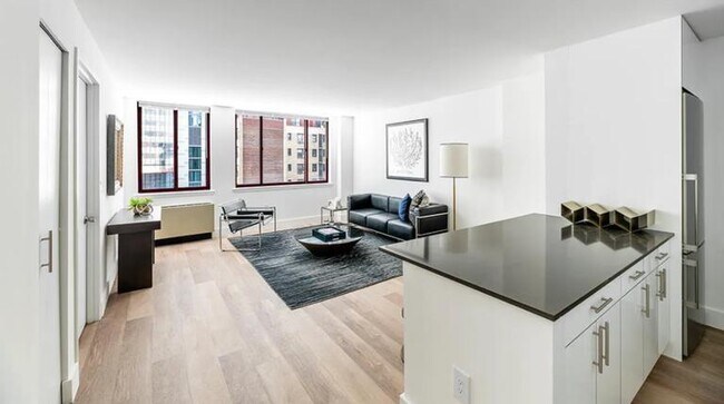 433 W 34th St. in New York, NY - Building Photo - Building Photo