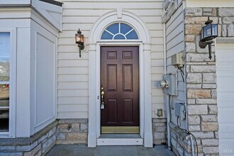 7135 Thorndale Ln in Cincinnati, OH - Foto de edificio - Building Photo