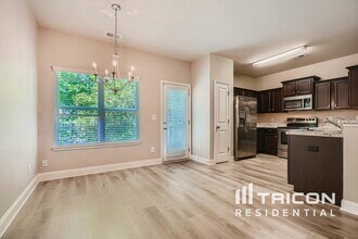 7170 Fringe Flower Dr in Austell, GA - Building Photo - Building Photo