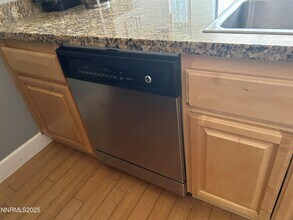 450 N Arlington Ave in Reno, NV - Building Photo - Building Photo