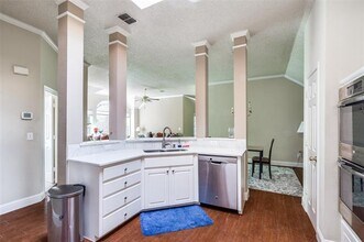 6816 Thorncliff Trail in Plano, TX - Building Photo - Building Photo