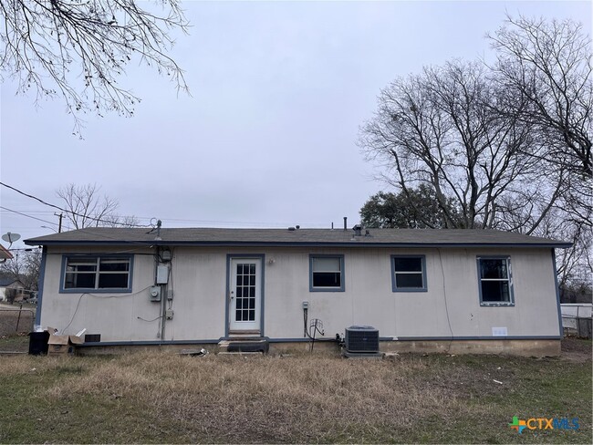 property at 2101 Urbantke Ln