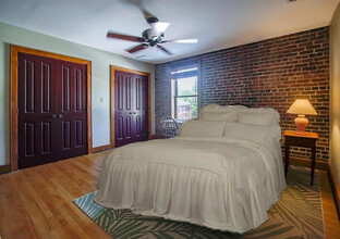 125 N 4th St in Danville, KY - Foto de edificio - Building Photo