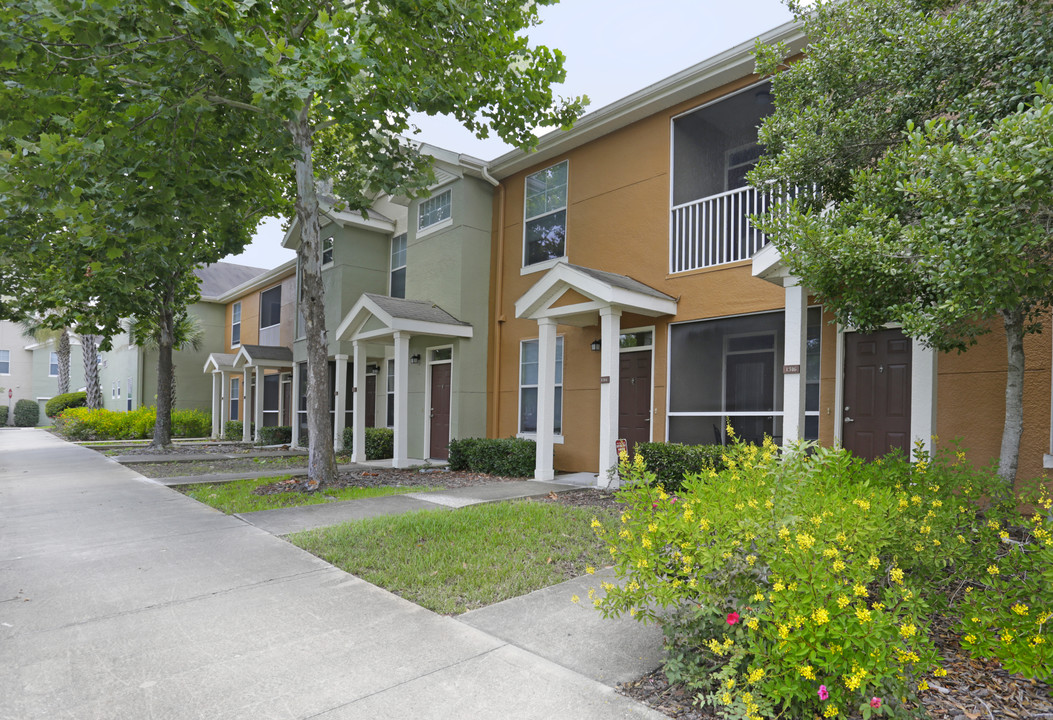 The Kensley Apartments in Jacksonville, FL - Building Photo