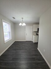 2211 S Hartford Cove in Russellville, AR - Building Photo - Building Photo