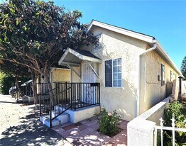 654 W 21st St in Los Angeles, CA - Building Photo