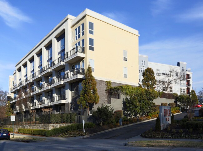 Block Loft Apartments