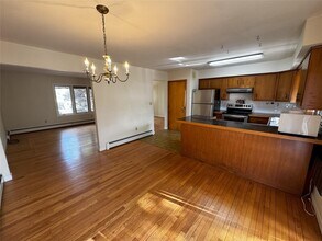 8 Allhusen Rd in New Paltz, NY - Building Photo - Building Photo