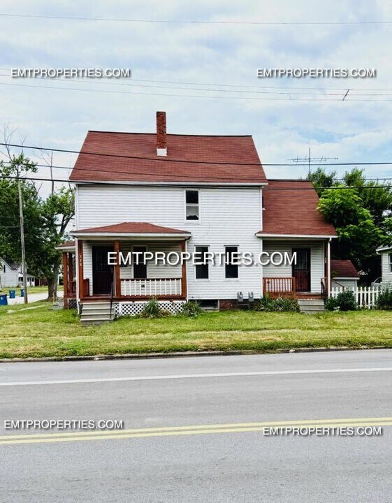 320 W 21st St in Lorain, OH - Building Photo