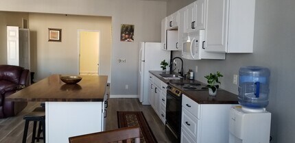 1402 5th St in La Salle, IL - Building Photo - Building Photo