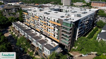 1414 Wood Hollow Dr in Houston, TX - Building Photo