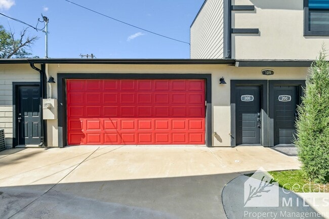 property at 109 N Main St