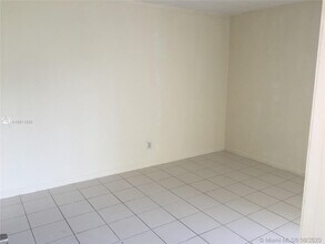 3396 Foxcroft Rd, Unit 308 in Miramar, FL - Building Photo - Building Photo