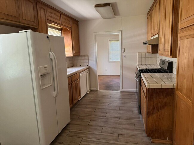 2632 28th St in Sacramento, CA - Building Photo - Building Photo