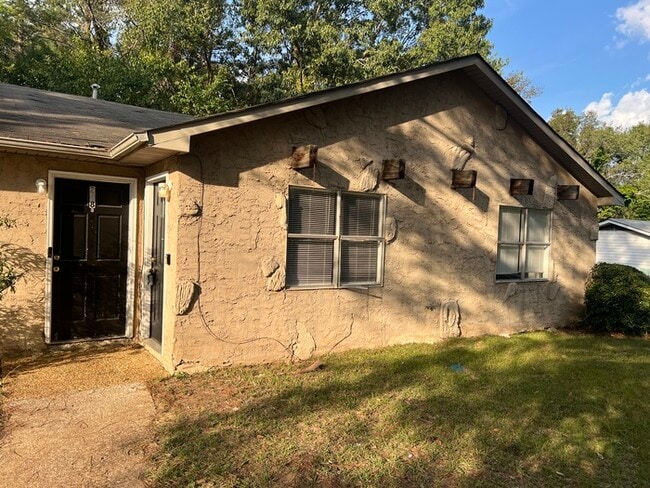property at 248 Foxglen Rd