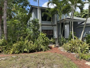 5065 Willow Pond Rd W in West Palm Beach, FL - Building Photo - Building Photo