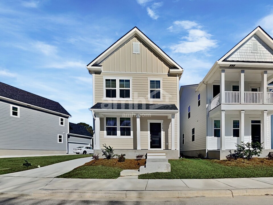 1918 Weeping Cypress Dr in Charleston, SC - Building Photo