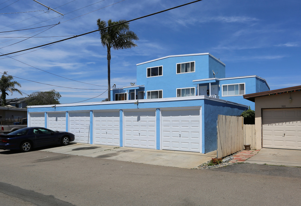 922 S Myers St in Oceanside, CA - Building Photo