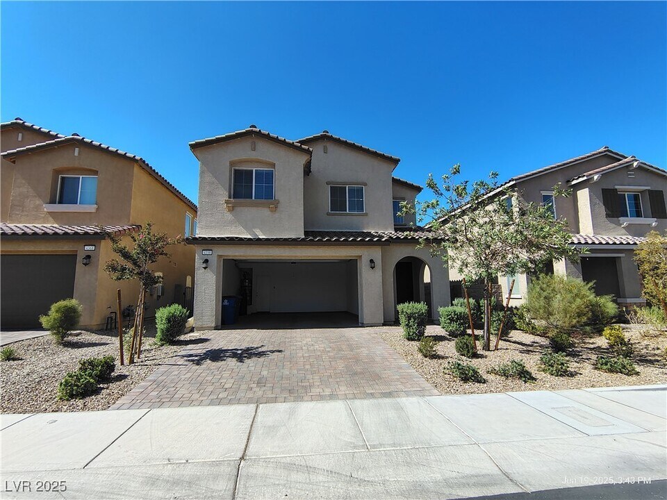 4358 Bayley Skye Ave in Las Vegas, NV - Building Photo