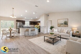 333 Marion Oaks Golf Way in Ocala, FL - Building Photo