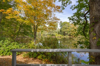 272 Drake in Pleasant Valley, NY - Foto de edificio - Building Photo