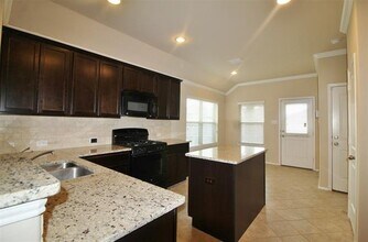 8472 Gentian Dr in Fort Worth, TX - Building Photo - Building Photo
