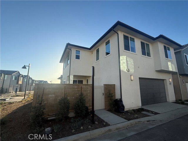 301 Shoveler in Irvine, CA - Building Photo - Building Photo